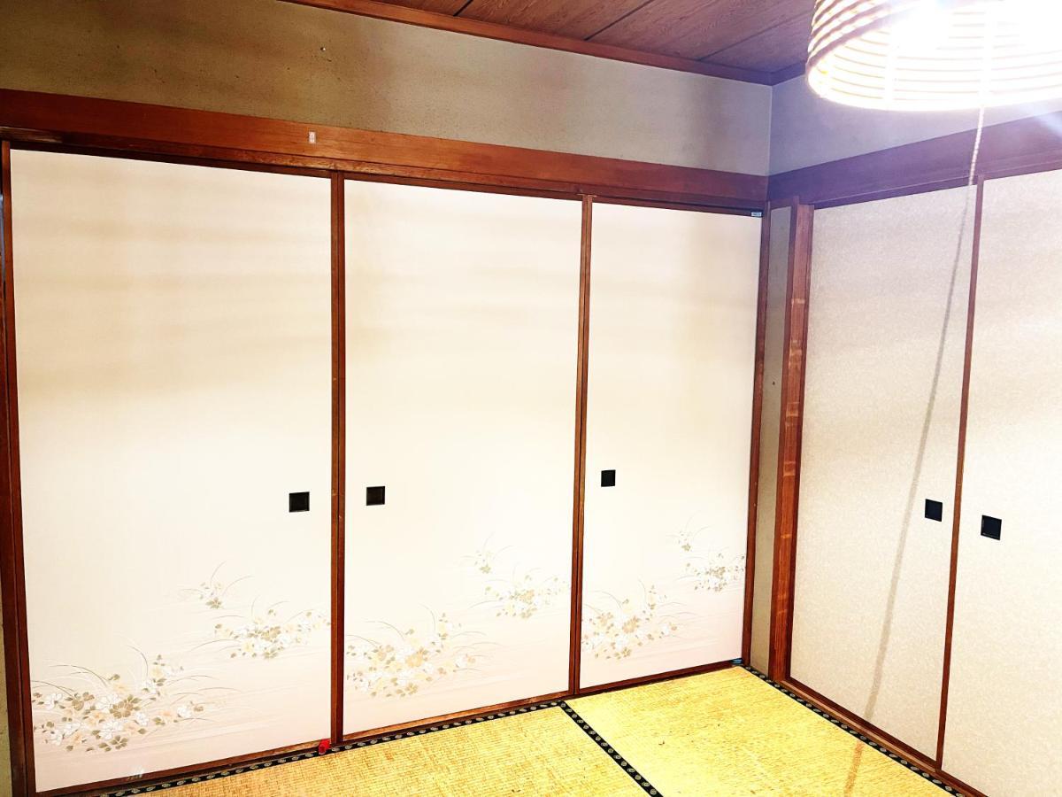 Tatami Room & Living Room Equipped With Multinational Tv And Fire, Bbq Corner In Tokyo Downtown House المظهر الخارجي الصورة